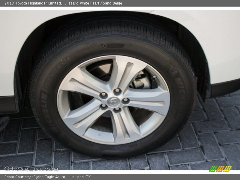 Blizzard White Pearl / Sand Beige 2013 Toyota Highlander Limited