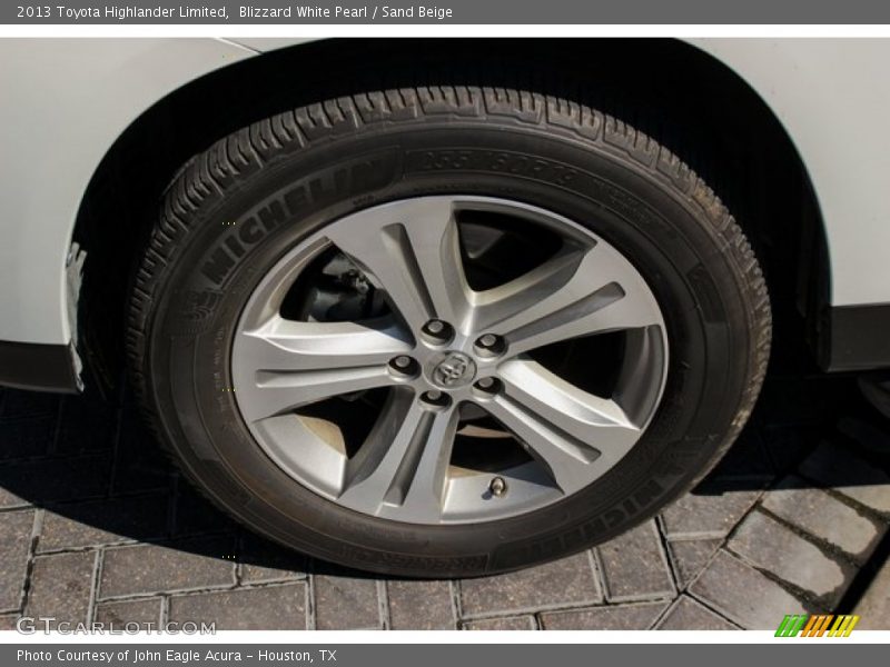 Blizzard White Pearl / Sand Beige 2013 Toyota Highlander Limited