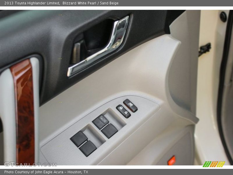 Blizzard White Pearl / Sand Beige 2013 Toyota Highlander Limited