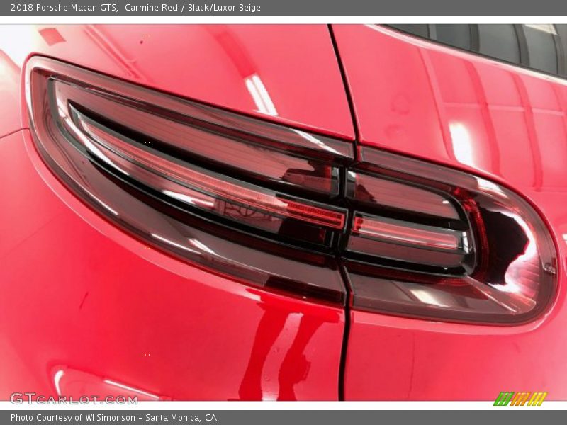 Carmine Red / Black/Luxor Beige 2018 Porsche Macan GTS
