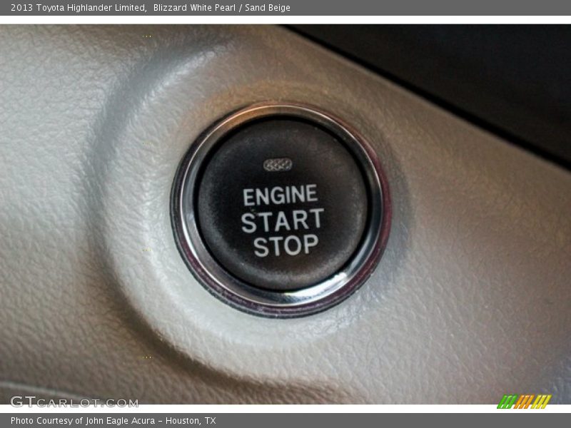 Blizzard White Pearl / Sand Beige 2013 Toyota Highlander Limited
