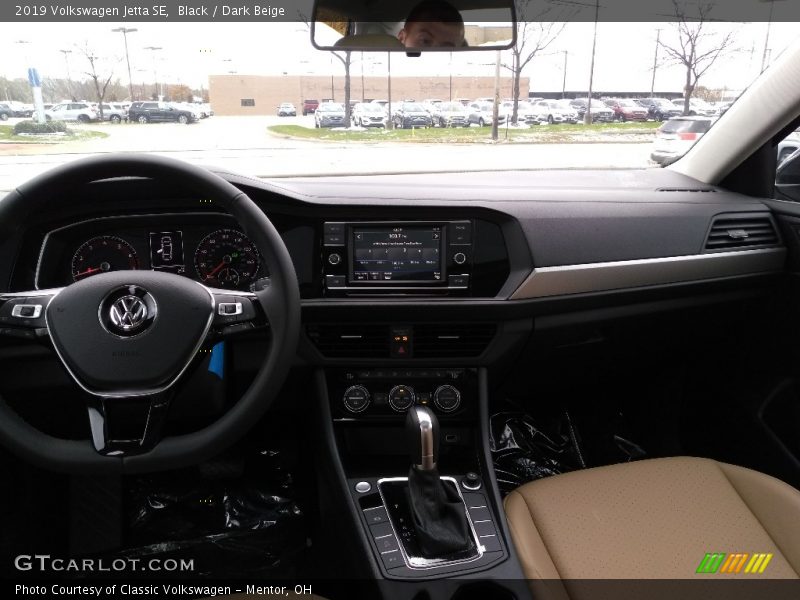Black / Dark Beige 2019 Volkswagen Jetta SE
