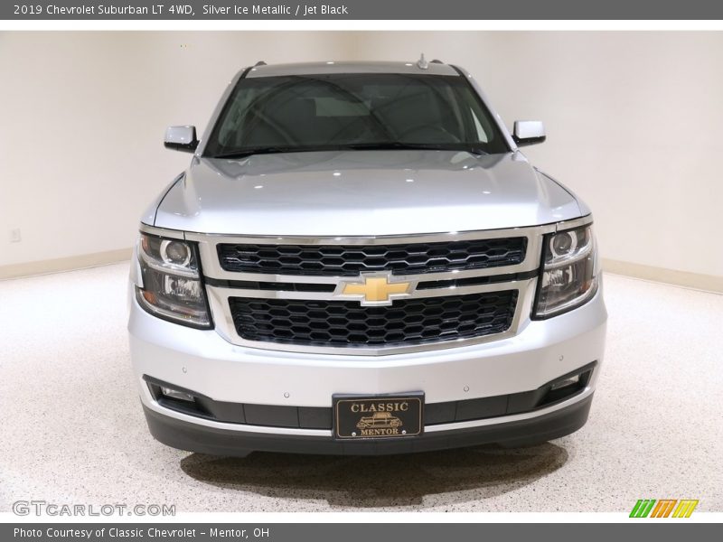Silver Ice Metallic / Jet Black 2019 Chevrolet Suburban LT 4WD