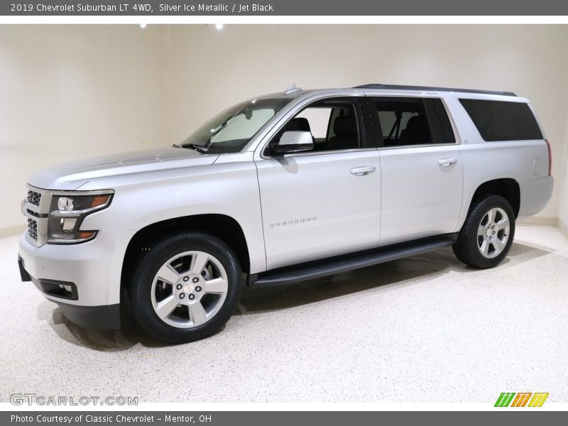 Silver Ice Metallic / Jet Black 2019 Chevrolet Suburban LT 4WD