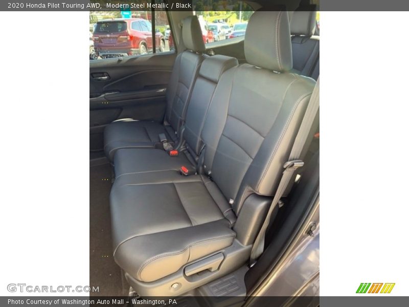 Modern Steel Metallic / Black 2020 Honda Pilot Touring AWD
