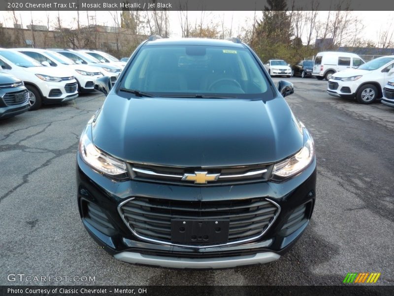 Mosaic Black Metallic / Jet Black 2020 Chevrolet Trax LT