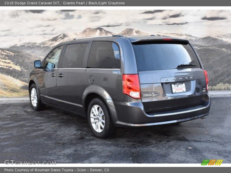 Granite Pearl / Black/Light Graystone 2018 Dodge Grand Caravan SXT