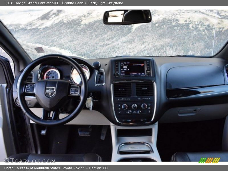 Granite Pearl / Black/Light Graystone 2018 Dodge Grand Caravan SXT