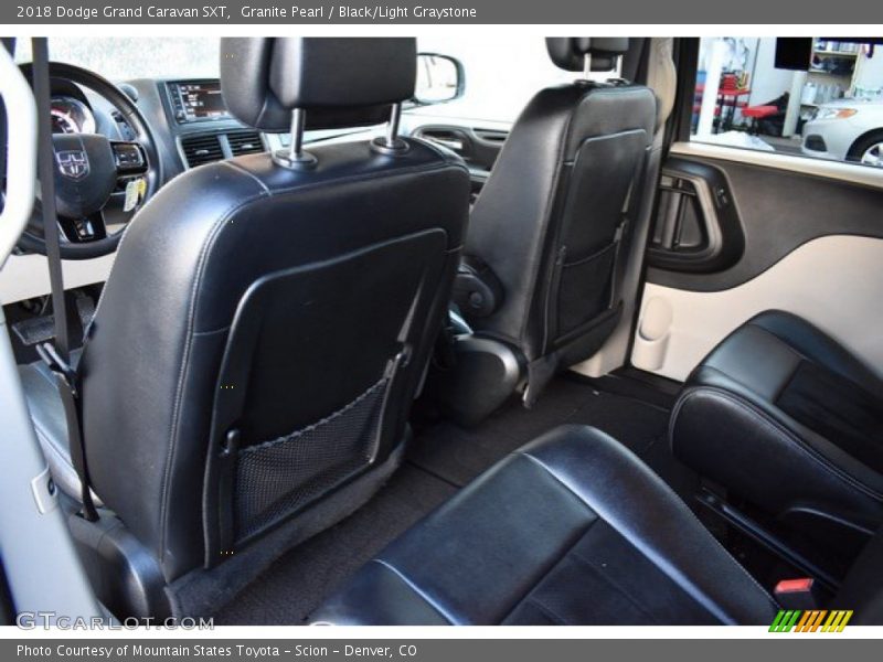 Granite Pearl / Black/Light Graystone 2018 Dodge Grand Caravan SXT
