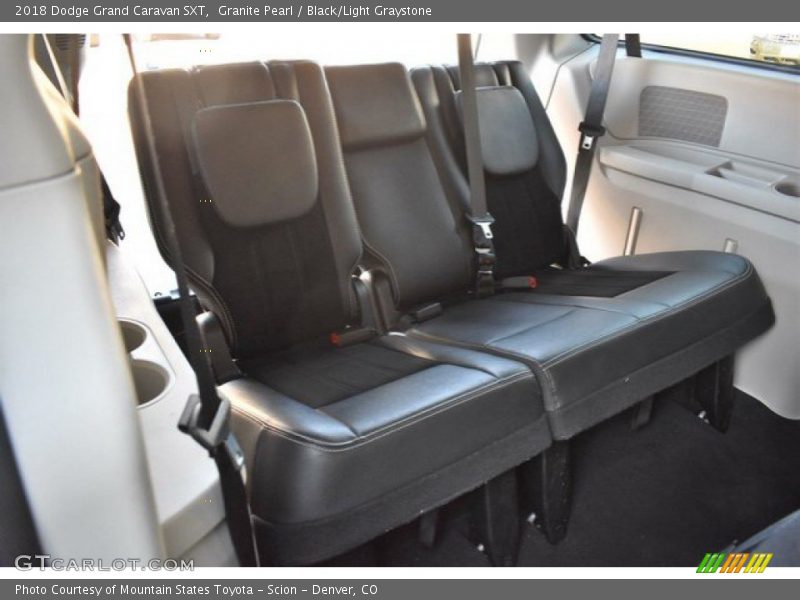 Granite Pearl / Black/Light Graystone 2018 Dodge Grand Caravan SXT