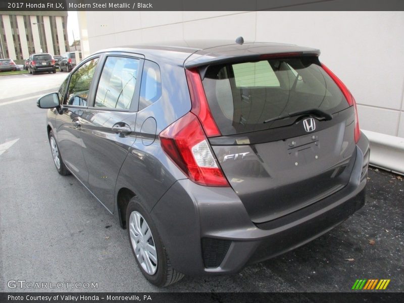 Modern Steel Metallic / Black 2017 Honda Fit LX