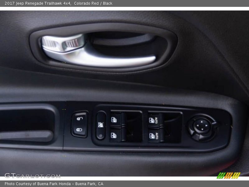 Colorado Red / Black 2017 Jeep Renegade Trailhawk 4x4