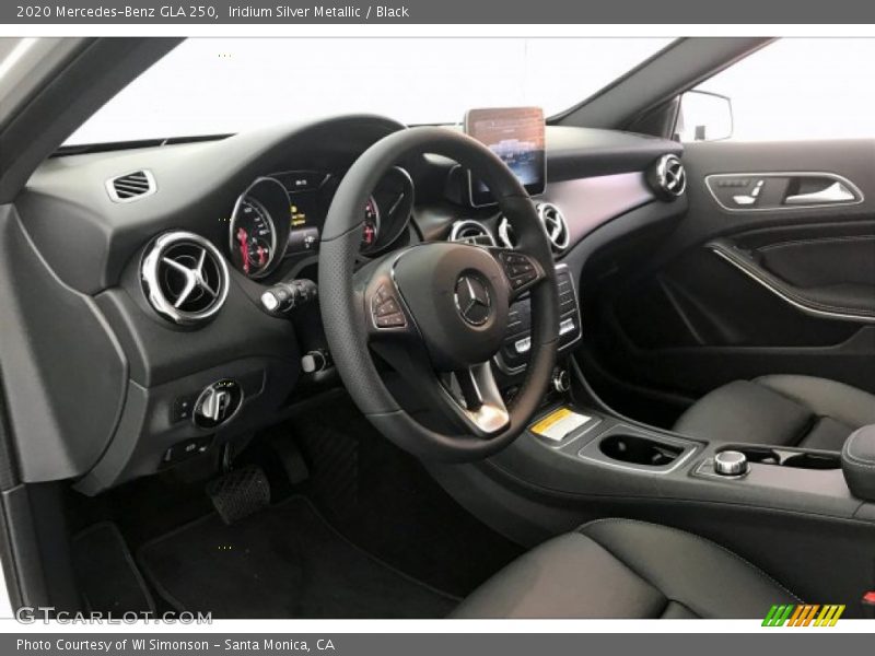 Iridium Silver Metallic / Black 2020 Mercedes-Benz GLA 250