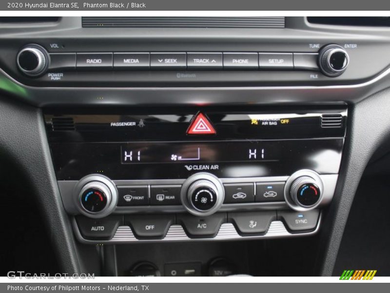 Phantom Black / Black 2020 Hyundai Elantra SE