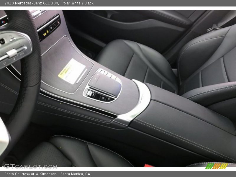 Polar White / Black 2020 Mercedes-Benz GLC 300