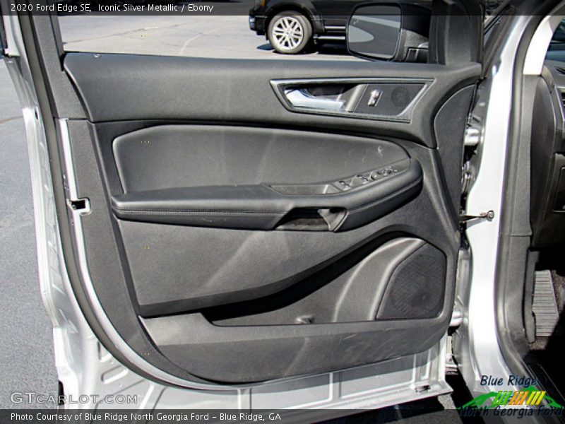 Iconic Silver Metallic / Ebony 2020 Ford Edge SE