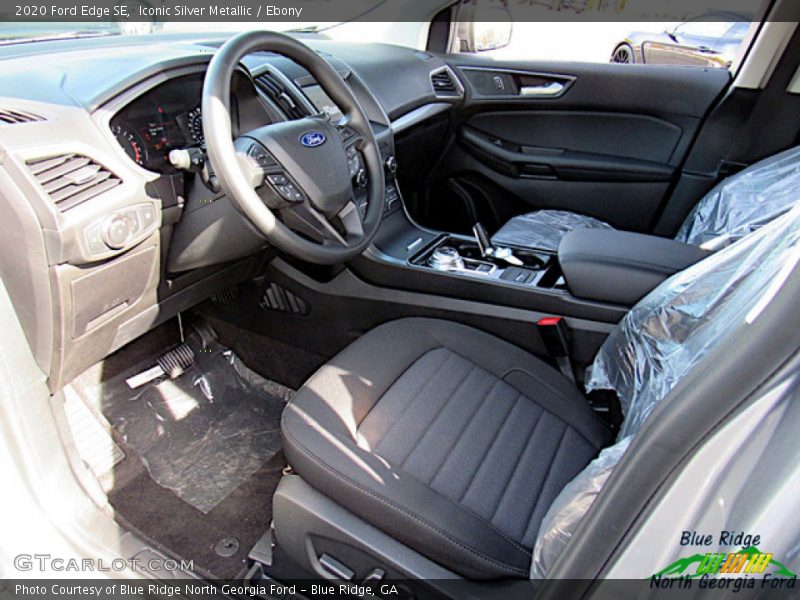 Iconic Silver Metallic / Ebony 2020 Ford Edge SE