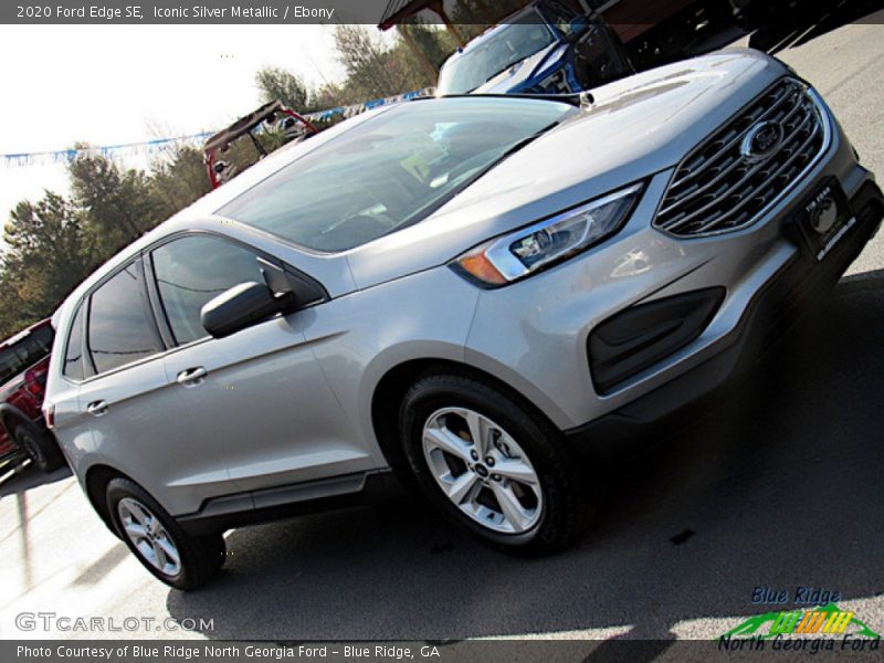 Iconic Silver Metallic / Ebony 2020 Ford Edge SE