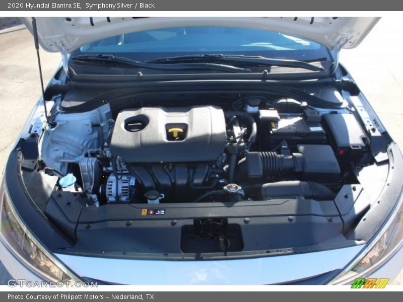 Symphony Silver / Black 2020 Hyundai Elantra SE