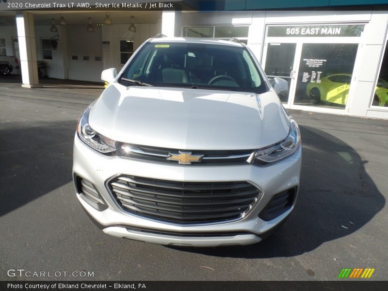 Silver Ice Metallic / Jet Black 2020 Chevrolet Trax LT AWD
