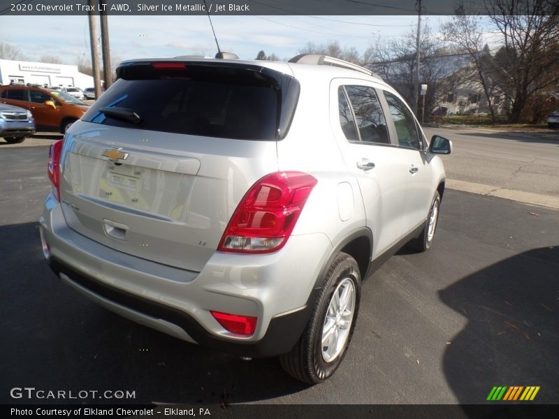 Silver Ice Metallic / Jet Black 2020 Chevrolet Trax LT AWD