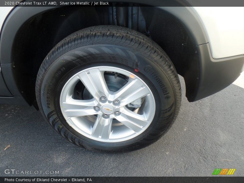 Silver Ice Metallic / Jet Black 2020 Chevrolet Trax LT AWD