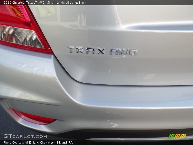 Silver Ice Metallic / Jet Black 2020 Chevrolet Trax LT AWD