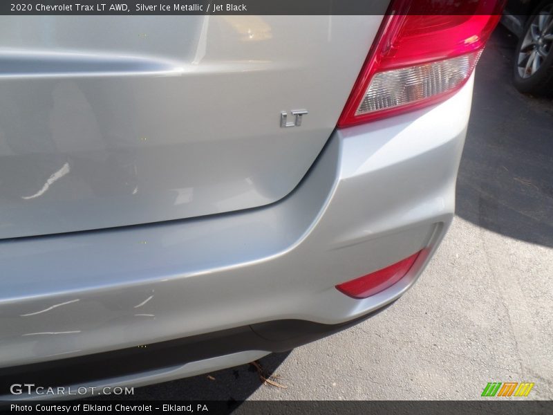 Silver Ice Metallic / Jet Black 2020 Chevrolet Trax LT AWD
