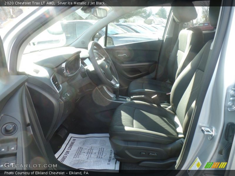 Silver Ice Metallic / Jet Black 2020 Chevrolet Trax LT AWD