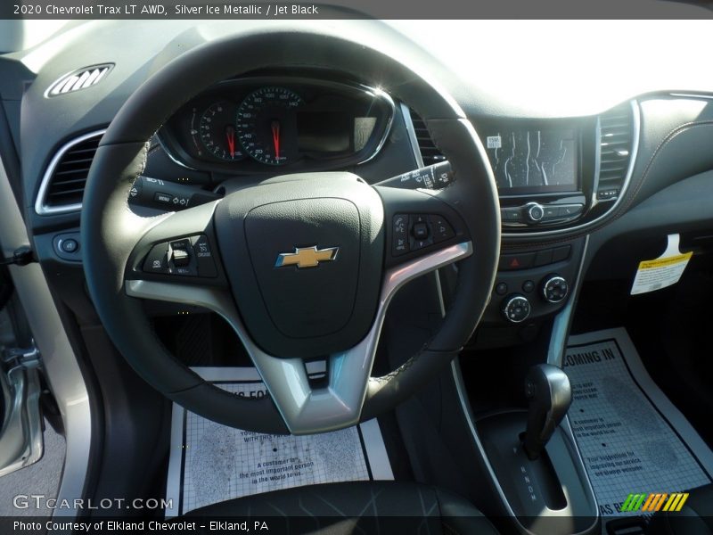 Silver Ice Metallic / Jet Black 2020 Chevrolet Trax LT AWD