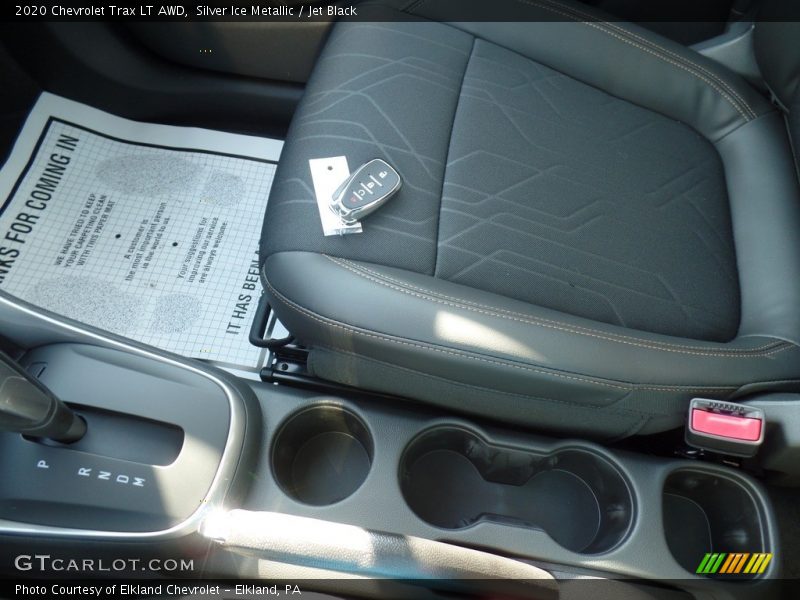 Silver Ice Metallic / Jet Black 2020 Chevrolet Trax LT AWD