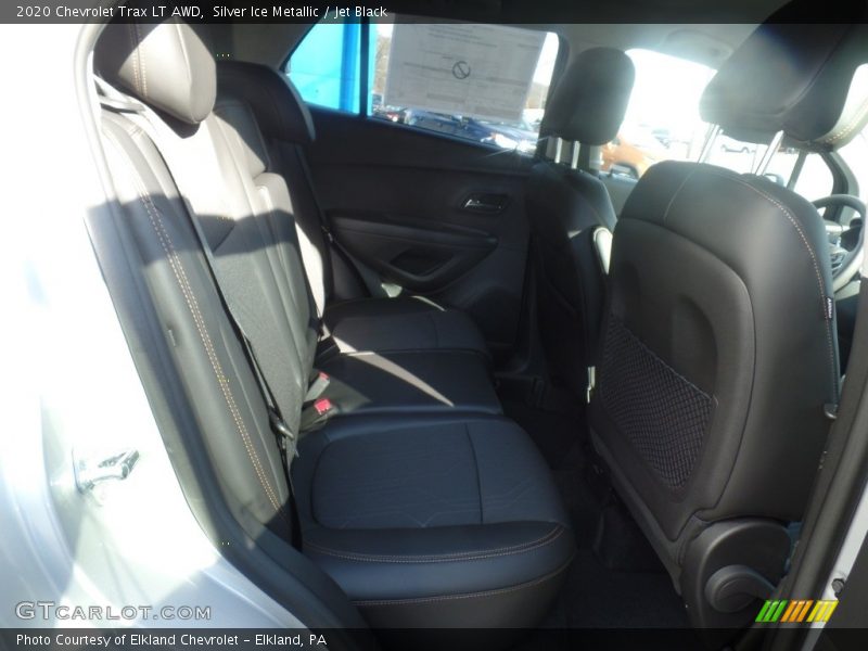 Silver Ice Metallic / Jet Black 2020 Chevrolet Trax LT AWD