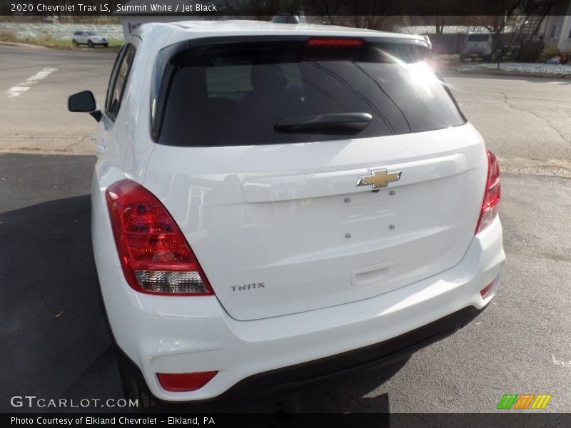 Summit White / Jet Black 2020 Chevrolet Trax LS