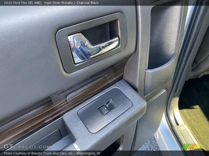 Ingot Silver Metallic / Charcoal Black 2013 Ford Flex SEL AWD