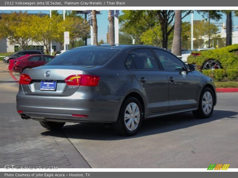 Platinum Gray Metallic / Titan Black 2012 Volkswagen Jetta SE Sedan