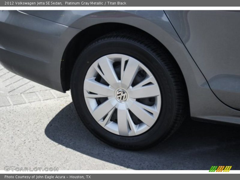 Platinum Gray Metallic / Titan Black 2012 Volkswagen Jetta SE Sedan