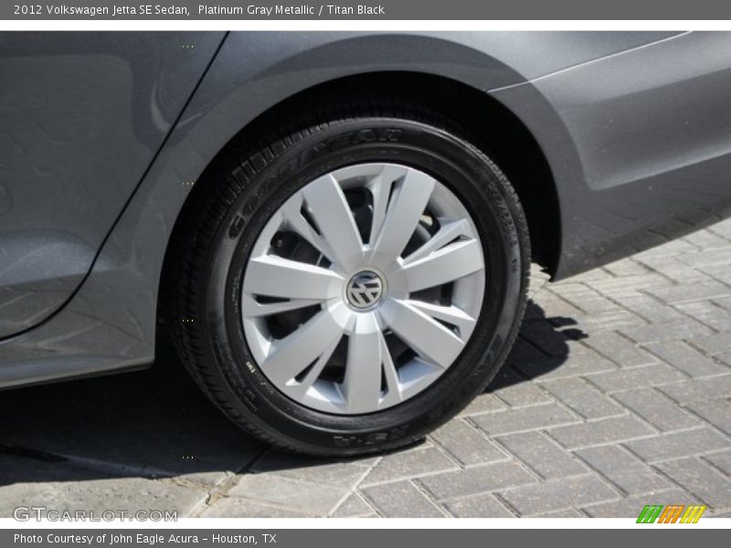Platinum Gray Metallic / Titan Black 2012 Volkswagen Jetta SE Sedan