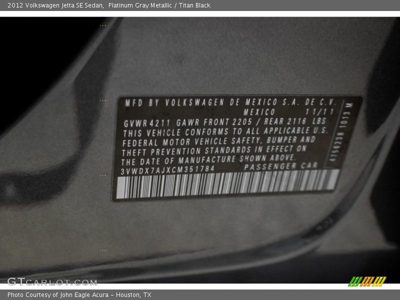 Platinum Gray Metallic / Titan Black 2012 Volkswagen Jetta SE Sedan