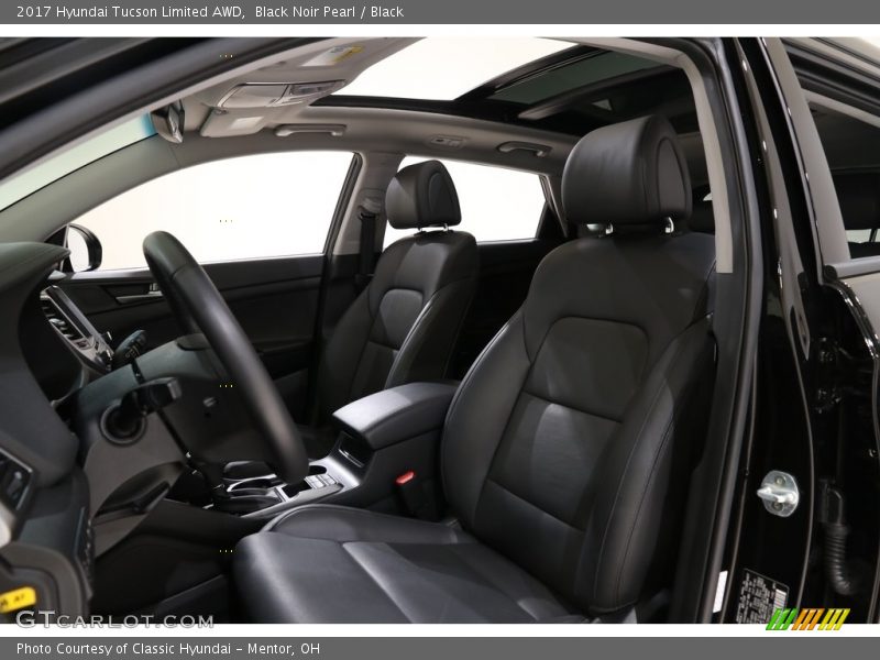 Black Noir Pearl / Black 2017 Hyundai Tucson Limited AWD