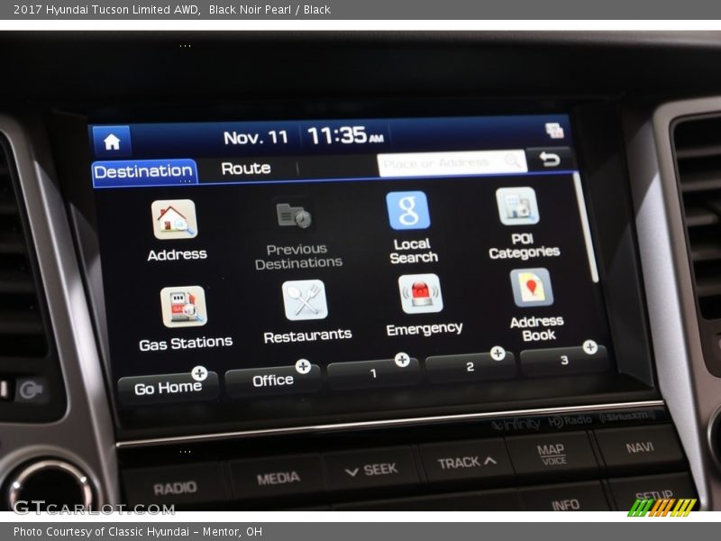 Black Noir Pearl / Black 2017 Hyundai Tucson Limited AWD