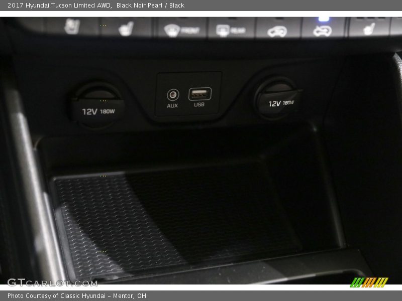 Black Noir Pearl / Black 2017 Hyundai Tucson Limited AWD