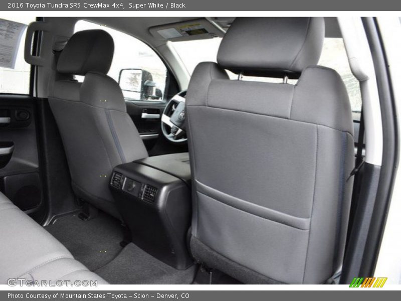 Super White / Black 2016 Toyota Tundra SR5 CrewMax 4x4