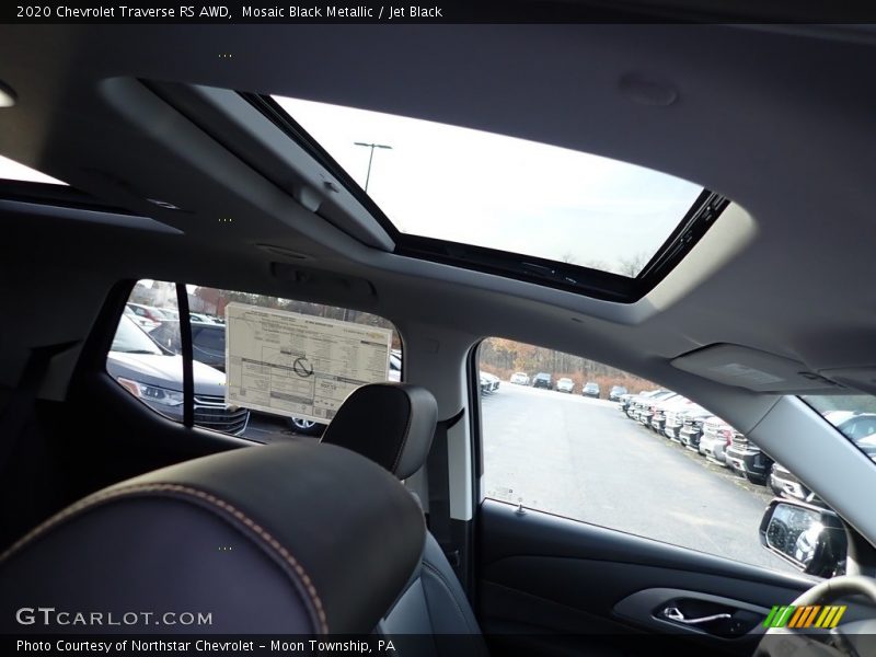 Mosaic Black Metallic / Jet Black 2020 Chevrolet Traverse RS AWD