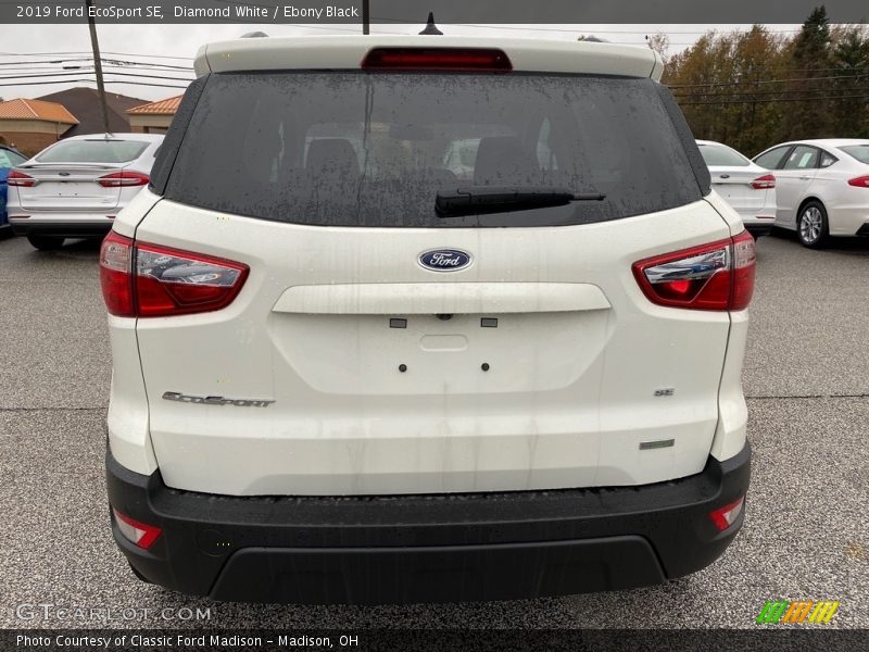 Diamond White / Ebony Black 2019 Ford EcoSport SE