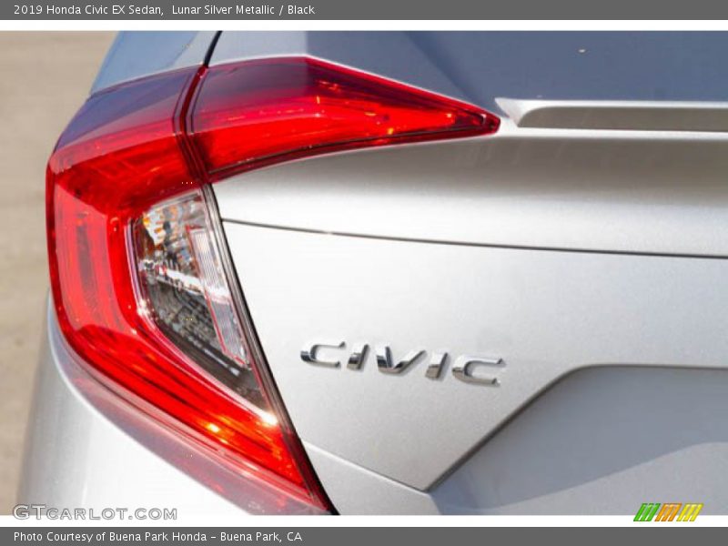 Lunar Silver Metallic / Black 2019 Honda Civic EX Sedan