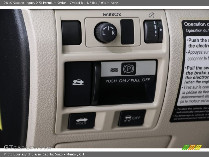 Crystal Black Silica / Warm Ivory 2010 Subaru Legacy 2.5i Premium Sedan