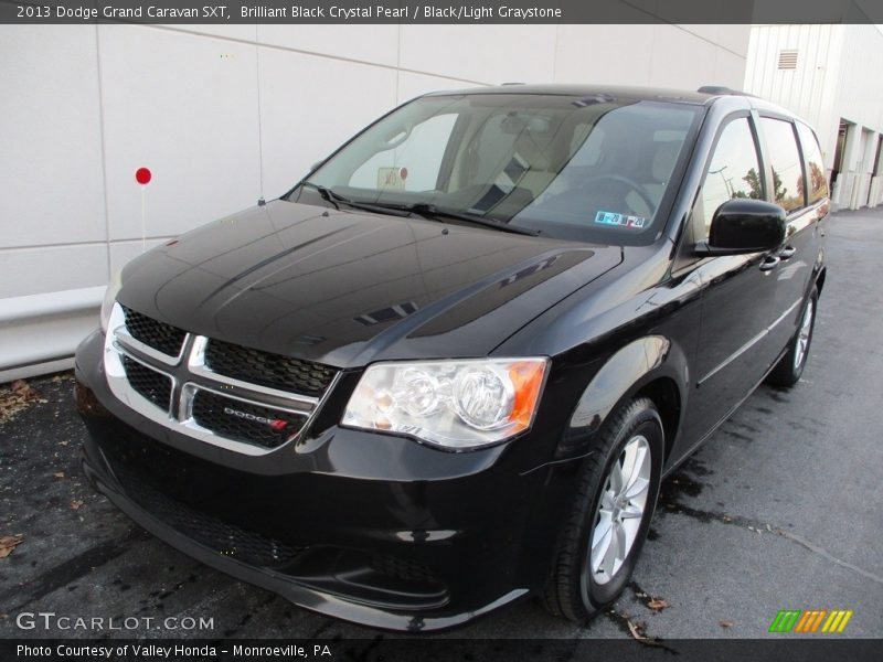 Brilliant Black Crystal Pearl / Black/Light Graystone 2013 Dodge Grand Caravan SXT