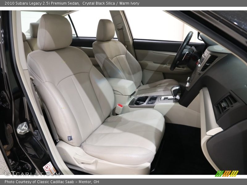 Crystal Black Silica / Warm Ivory 2010 Subaru Legacy 2.5i Premium Sedan