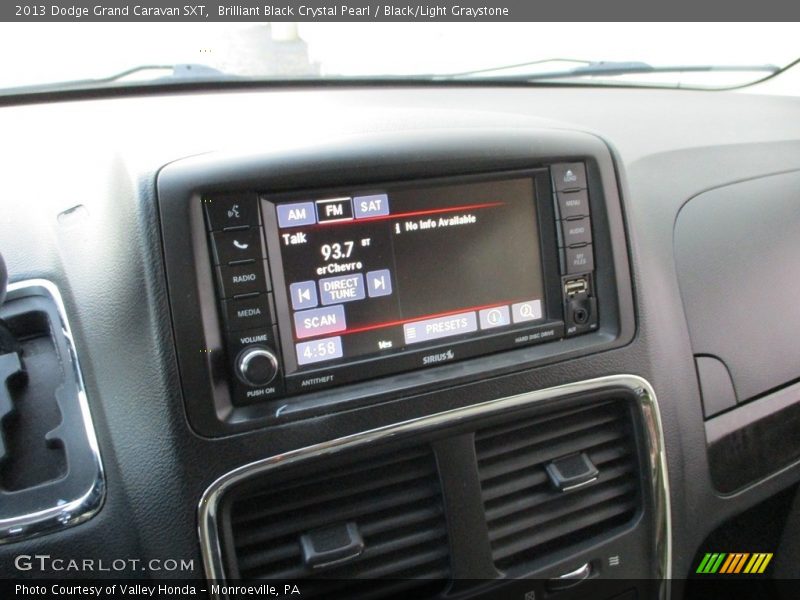 Brilliant Black Crystal Pearl / Black/Light Graystone 2013 Dodge Grand Caravan SXT