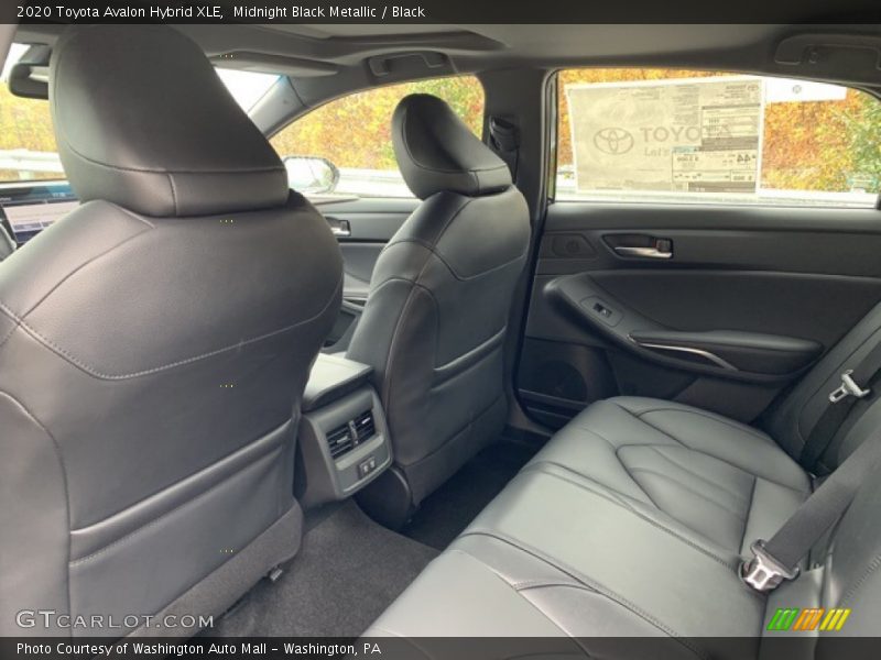 Midnight Black Metallic / Black 2020 Toyota Avalon Hybrid XLE